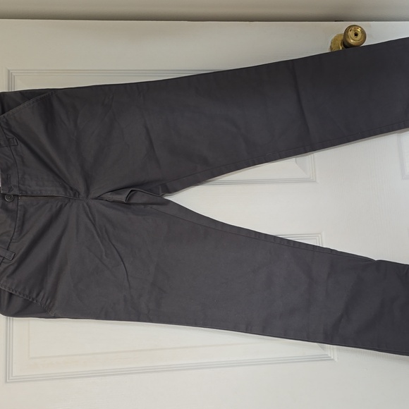 BUNDLE Lands end uniform pants and shorts. - Picture 6 of 7
